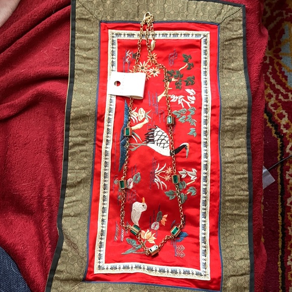 NWT Coldwater Creek Emerald Link Long Golden Necklace - Picture 2 of 8